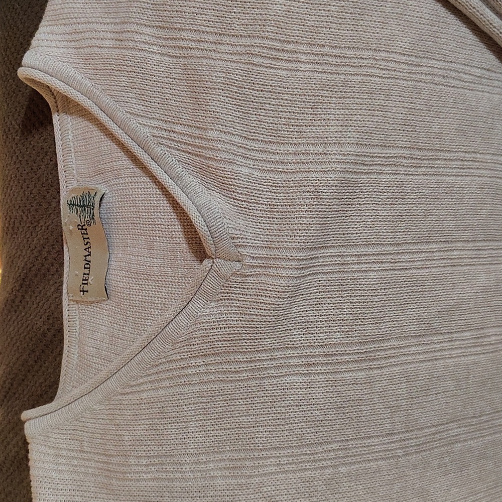 V-Neck Ribbed Sweater Cream Color - Picture 2 of 2